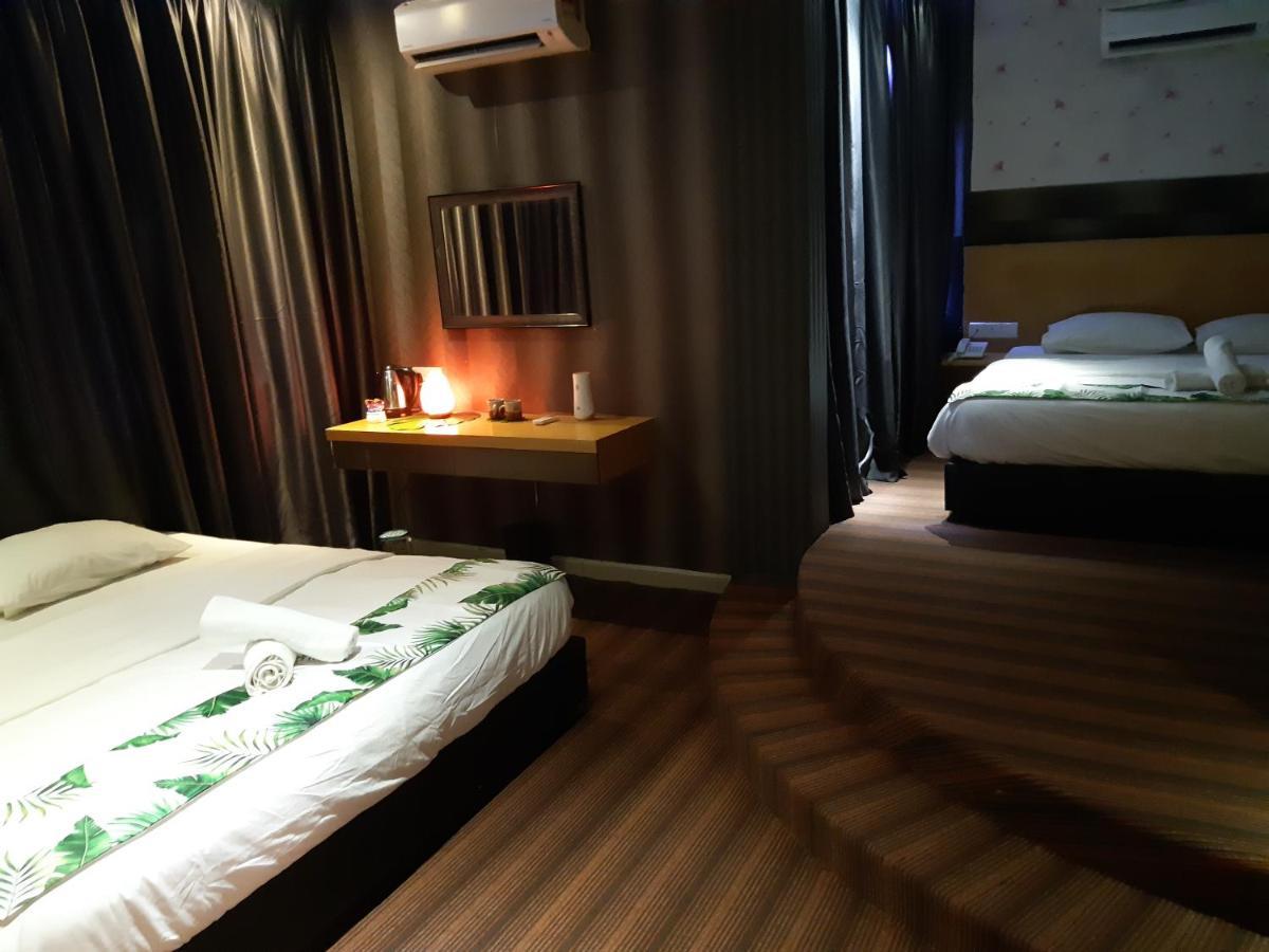 Grandeur Hotel And Spa Malacca Exteriör bild