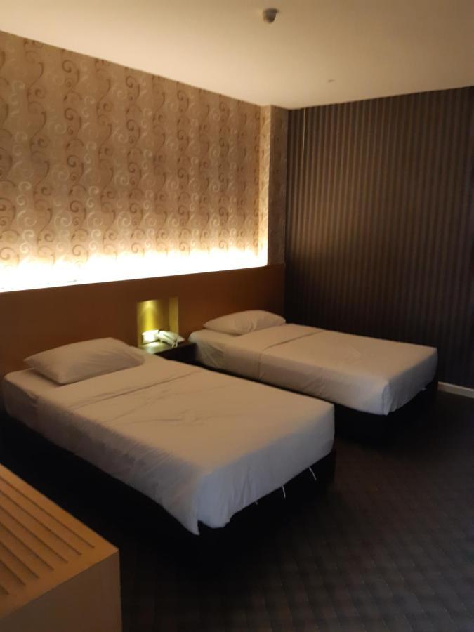 Grandeur Hotel And Spa Malacca Exteriör bild