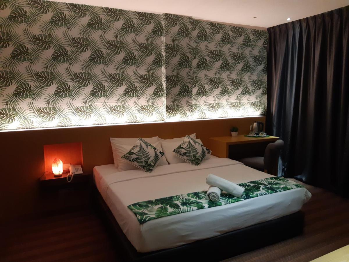 Grandeur Hotel And Spa Malacca Exteriör bild